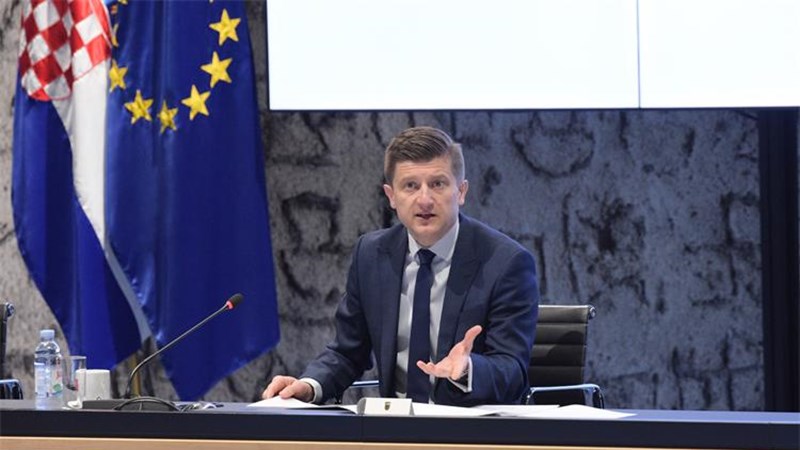 Marić: Structural reforms precondition for reducing health, pension contributions